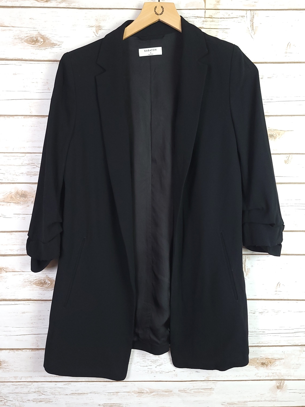 Aritzia Babaton Power Blazer Size 2 Black Open Front Ruched Sleeve